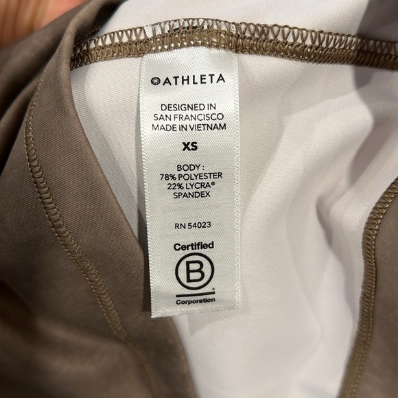 🔥ATHLETA Muscle Tee🔥 - Picture 6 of 6